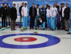 Hastaların Curling heyecanı!..