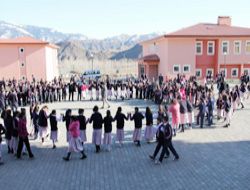 Oltu Yibo'da bahar şenliği düzenlendi!..