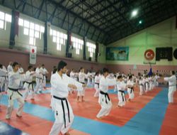 Karate eğitim semineri düzenlendi!..