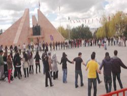 Erzurum'da Dünya horon günü kutlandı!..