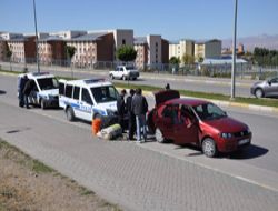 Erzurum'da şüpheli araç alarmı!..