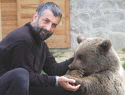 Gülas: Ayı durduk yerde insana saldırmaz!..