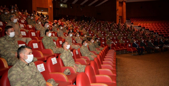 Erzurum'da koruculara eğitim semineri