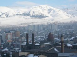 Erzurum -12`yi gördü