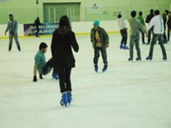 Erzurum`da en popüler spor buz pateni