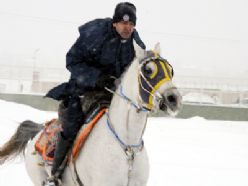 Erzurum'da atlı polis timi kuruluyor