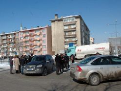 Buz tutan yollar kazaları beraberinde getiriyor