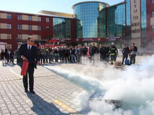 Öğrencilere yangın eğitimi verildi