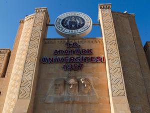 Öğrencilerin tercihi yine Atatürk Üniversitesi oldu