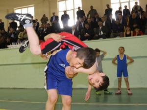 Oltuda Muhsin Gürsoy anısına güreş turnuvası düzenlendi