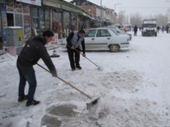 Kars`ta kar çilesi başladı