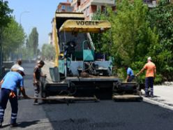 Yakutiye asfaltı ihtiyatlı atıyor