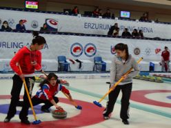 Curling Ligi'nde ikinci hafta heyecanı yaşandı