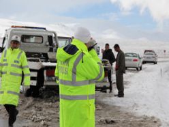 Doğu'da kar hayatı olumsuz etikiledi