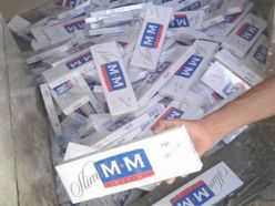 Bin 692 paket kaçak sigara ele geçirildi