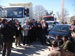 Olur Belediyesi iş makine parkını genişletti