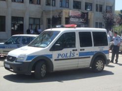 Polisi alarma geçiren nikah