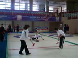 Curling'te 1. Lige çıkan takımlar belli oldu