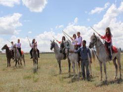 Erzurum'da ciritin sultanları sahaya çıktı