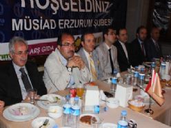 MÜSİAD'tan iftar yemeği