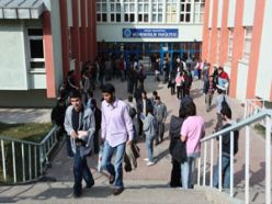 Atatürk Üniversitesi yaz okuluna başladı