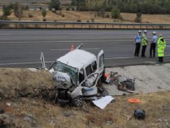 Erzincan'da trafik kazası: 2 ölü