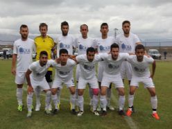 Yakutiyespor 3 puanla başladı