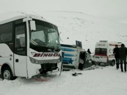 Bingöl'de trafik kazası: 1 ölü, 3 yaralı