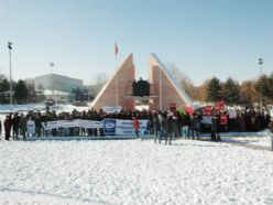 Erzurum'da eksi 10 derecede eylem