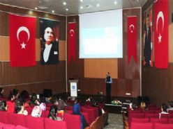 ETÜ'de ''kaliteli eğitim'' semineri