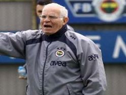 Luis Aragones hayatını kaybetti