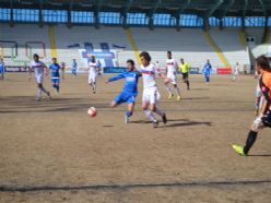 Belediyespor 1-1 eriyor