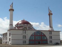 Erzurum'un en özel camisi ibadete açılıyor