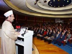 Diyanet İşleri Başkanı Görmez konferansa katıldı