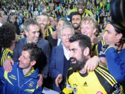 Şampiyon Fenerbahçe