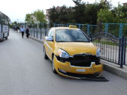 Erzurum'da trafik kazası ucuz atlatıldı