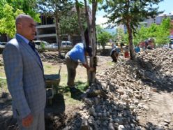 Yakutiye'de yeşil alan çalışmaları tam gaz