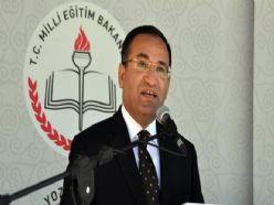 Bakan Bozdağ'dan operasyon yorumu