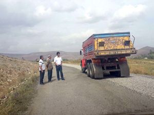 Başkan Sertoğlu: Pasinler'de asfaltsız yol kalmayacak