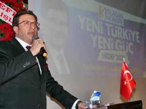 AK Parti Palandöken'de Ömeroğlu ile devam dedi