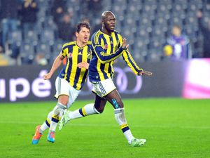 Fenerbahçe Kadıköy'de patladı