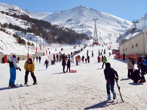 Palandöken'de kayak ve kızak keyfi