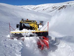 Erzurum'da 100 köy yolu ulaşıma kapandı