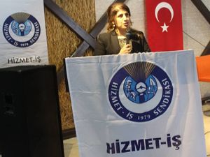 Hizmet İş kadına şiddete dikkat çekti