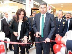 Forum Erzurum AVM'de polis sergisi açıldı