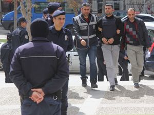 Erzurum'da 5 şüpheliden 2'si tutuklandı