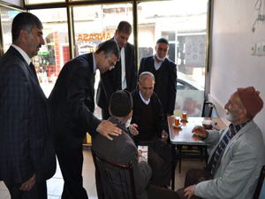 MHP adayları Aydın ve Kaya'ya Oltu'da sıcak karşılama...