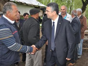 MHP Milletvekili adayı Aydın, Sekmen'e çattı