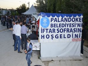 Palandöken Belediyesi'nin iftar sofraları hazır