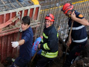 Erzurum'da göçük altında can pazarı